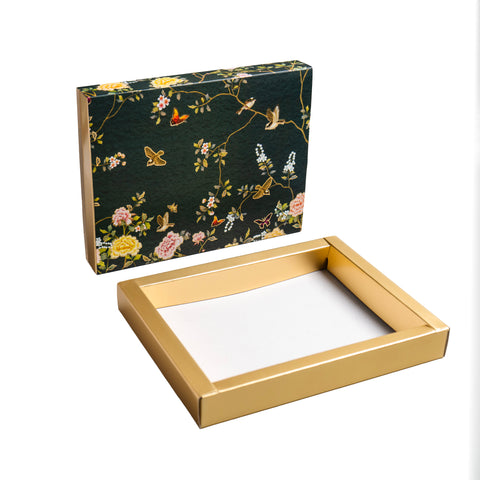 12 CAVITY CHOCOLATE BOX WITH PRINTED SLEEVES AND GOLDEN TRAY (19*14.4*3 CM) (CK-3-EB)